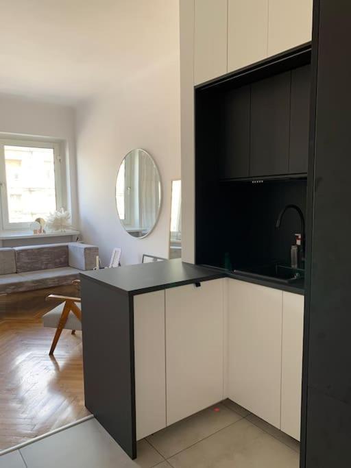 Cutest Studio With Best Location 바르샤바 외부 사진